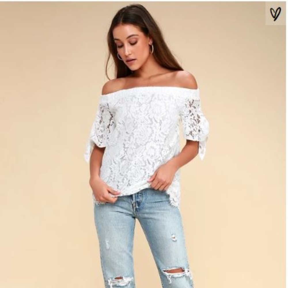 ETHEREAL VIEW IVORY LACE OFF-THE-SHOULDER TOP